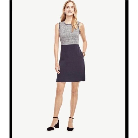 Ann Taylor Dress Blue Tweed A Line Flare Sleeveless Pockets - Picture 2 of 13